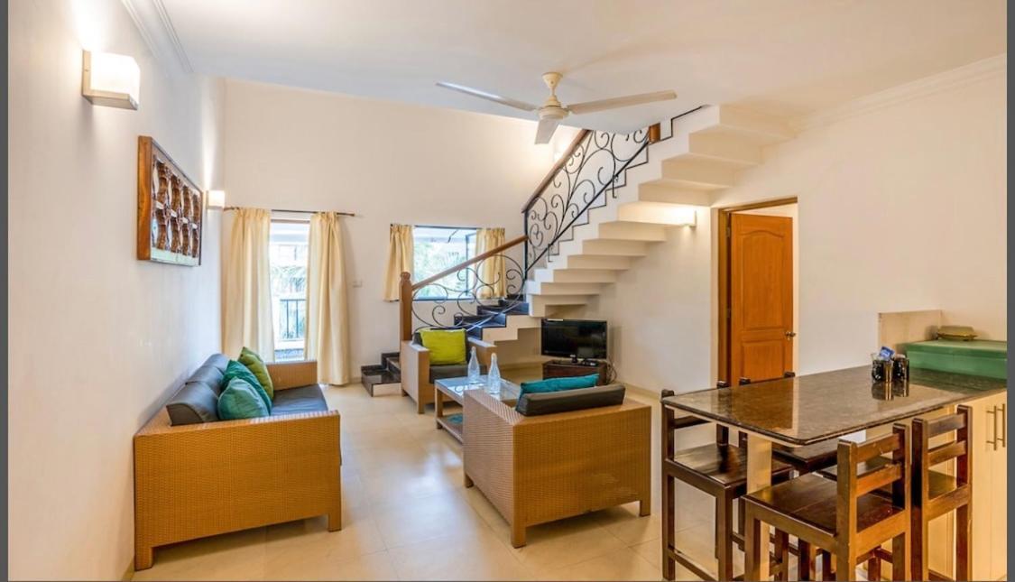 Riviera Hermitage Anjuna Exterior photo