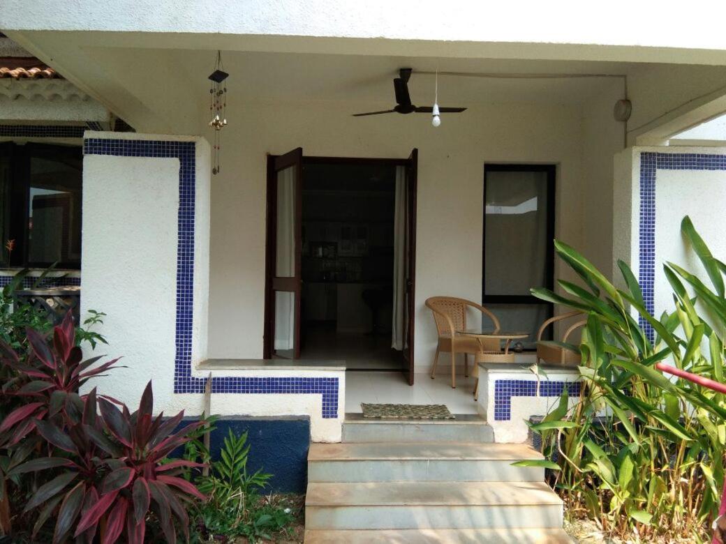Riviera Hermitage Anjuna Exterior photo