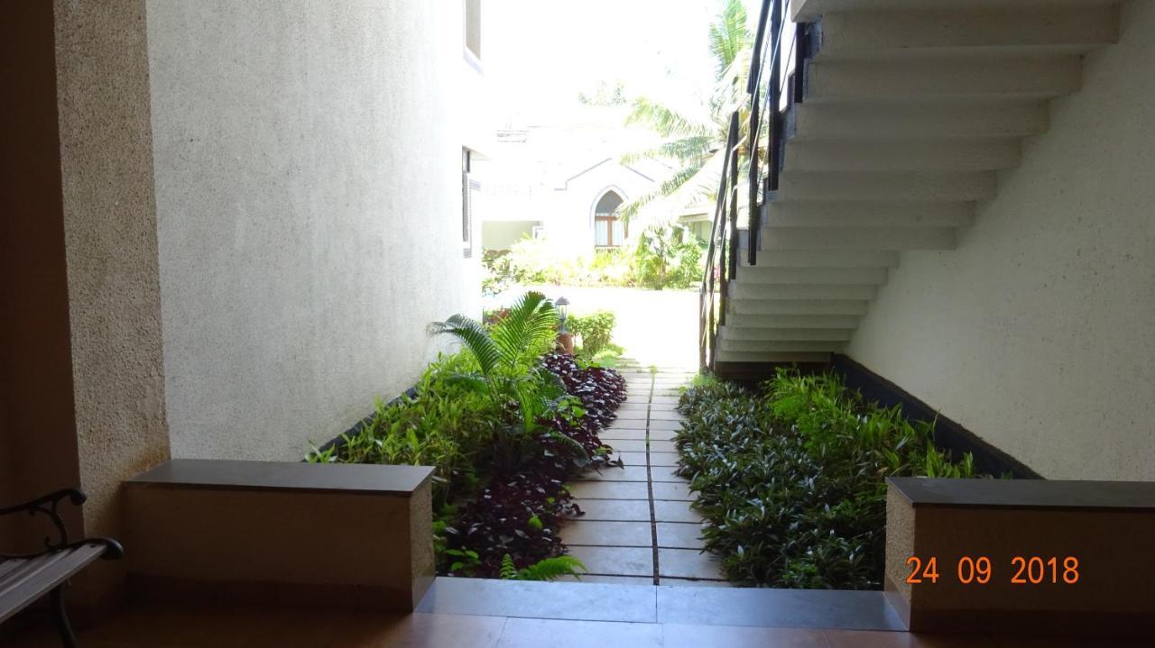 Riviera Hermitage Anjuna Exterior photo